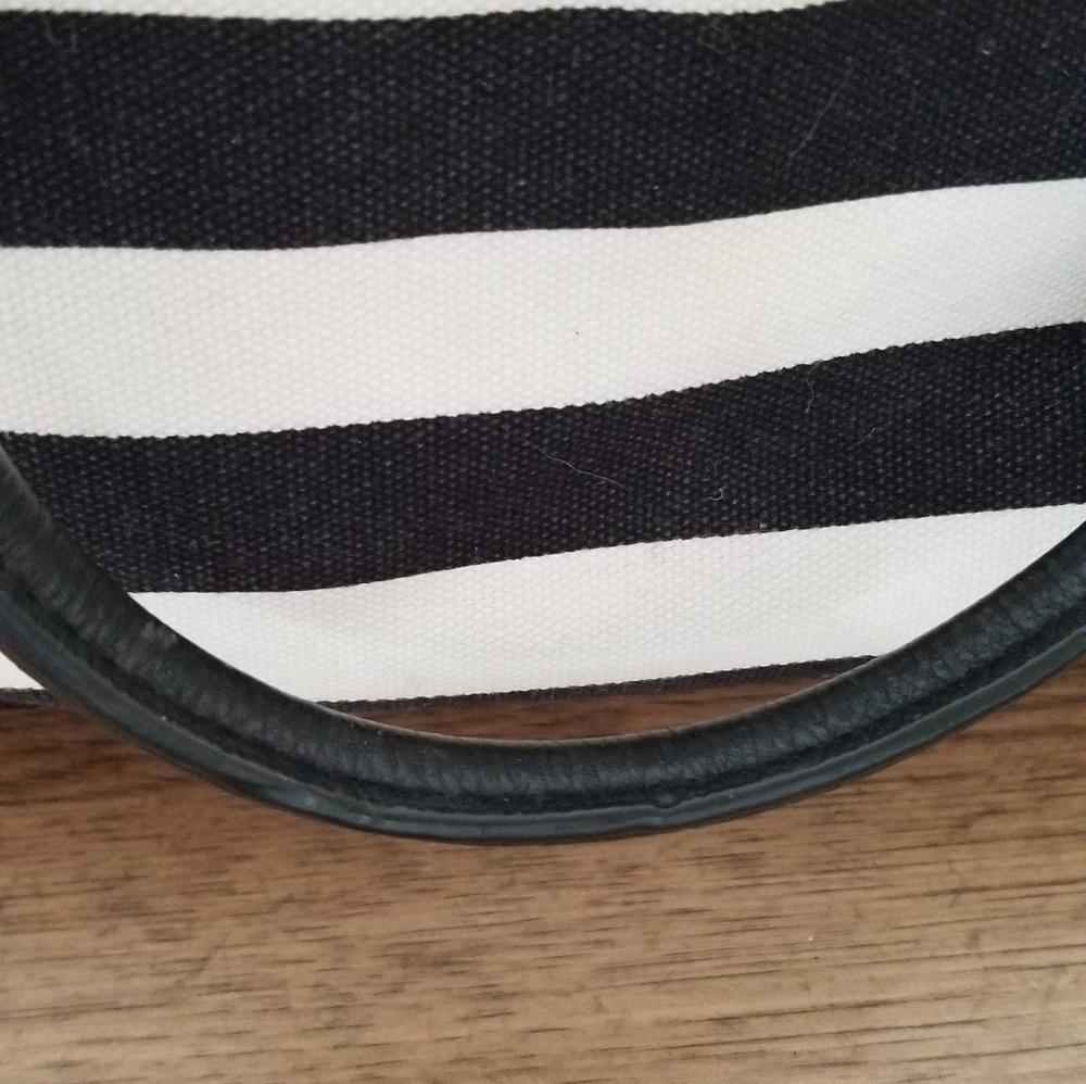 Michael Kors Large Hamilton Satchel - Picture 15 of 16